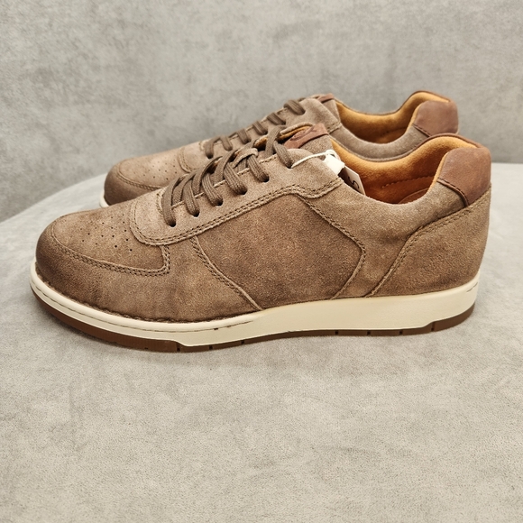 Born Sneakers Men's 11 Taupe Distressed Suede Captain Low Top Casual New $130